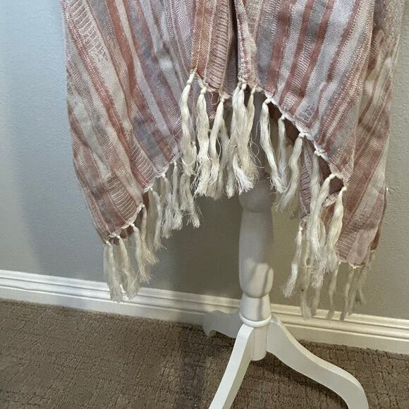 Soft Surroundings kimono cardigan poncho neutral color fringe on bottom size S/M - Picture 5 of 10